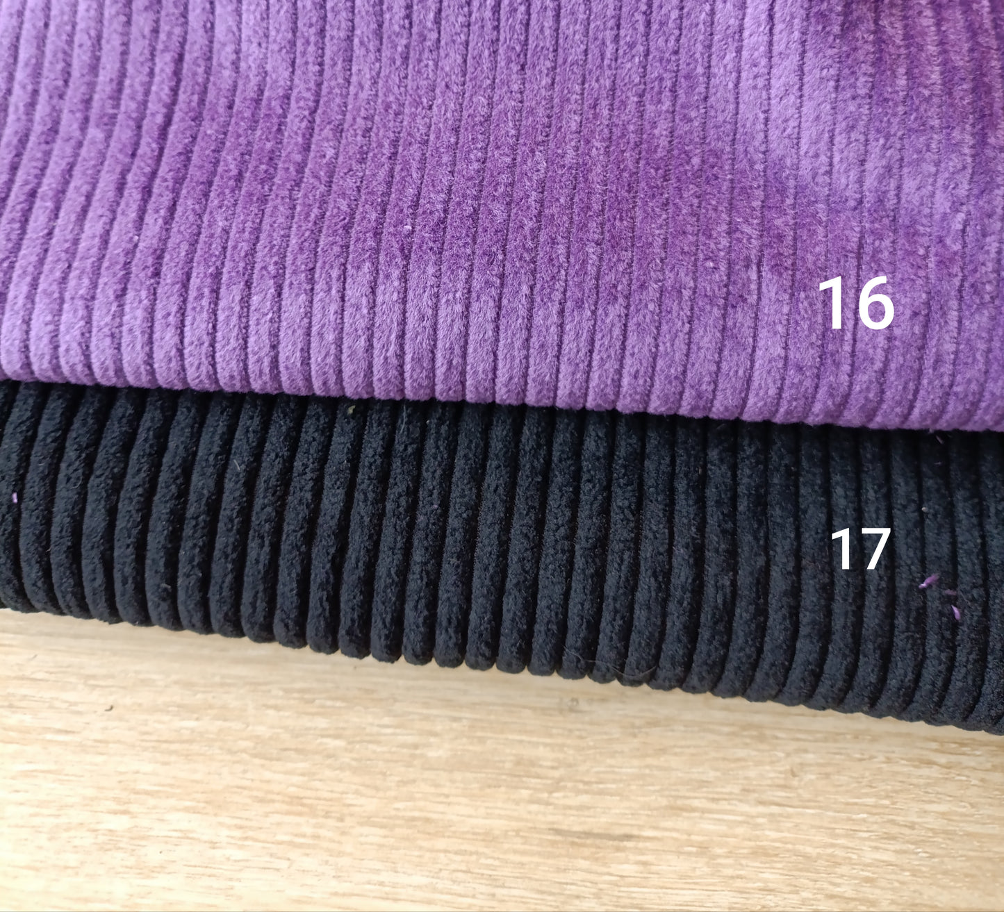 Noir à Côtes Moyennes - Violet