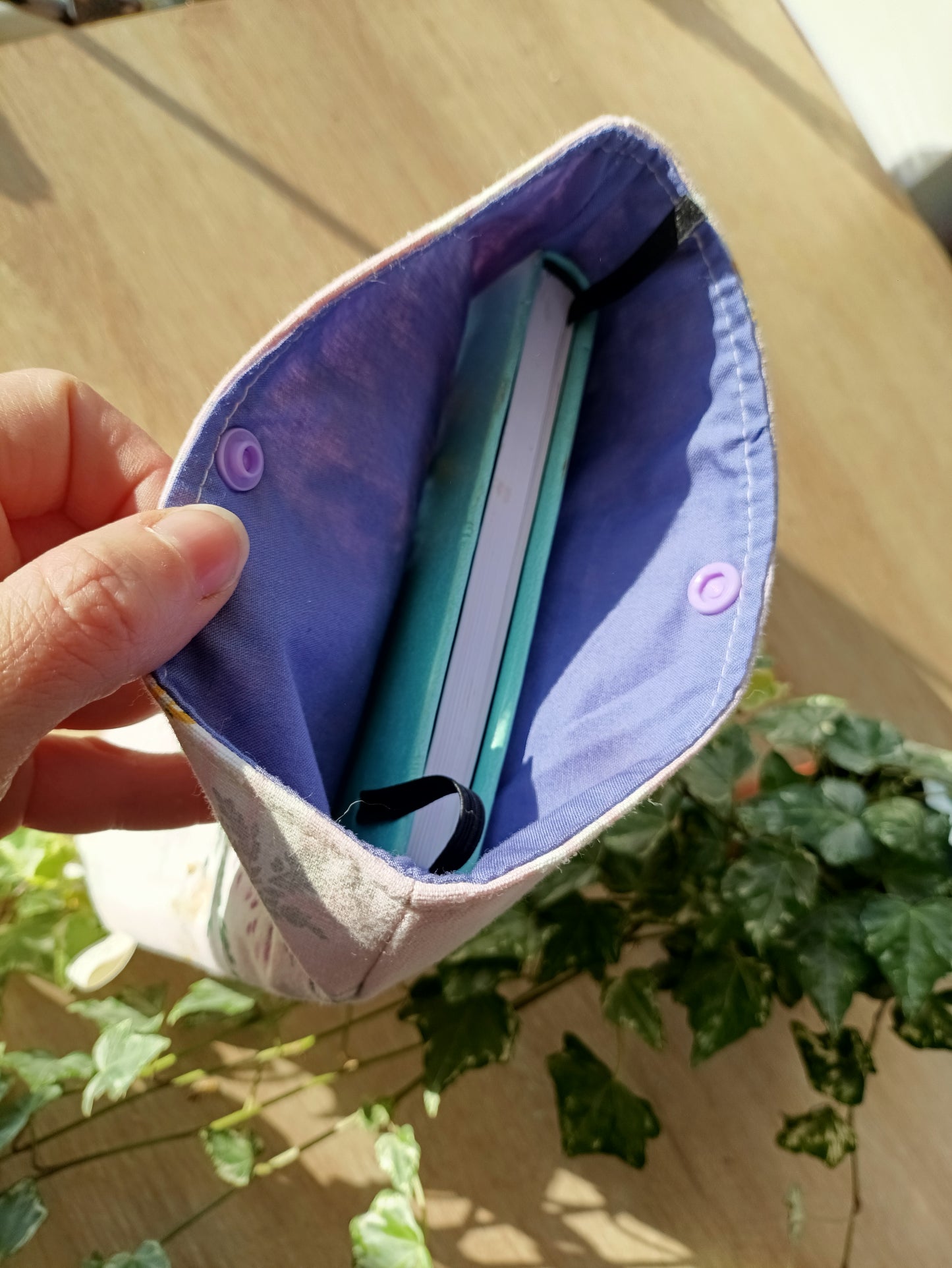 Housse de livre/carnet légèreté - 16x23cm