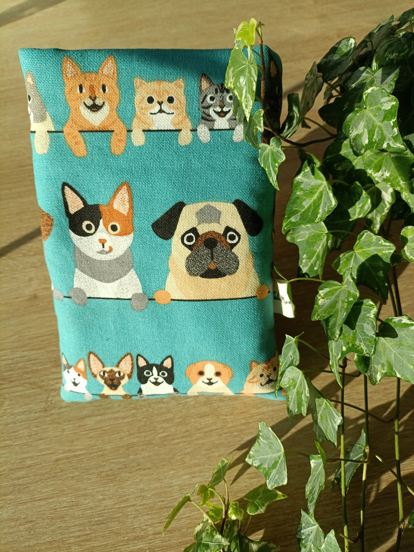 Housse de livres moelleuse- Format poche - 400 pages