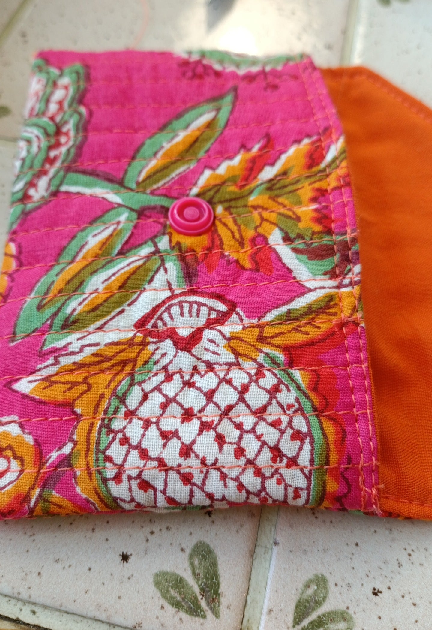 Mini pochette enveloppe matelassée – Multi-usage